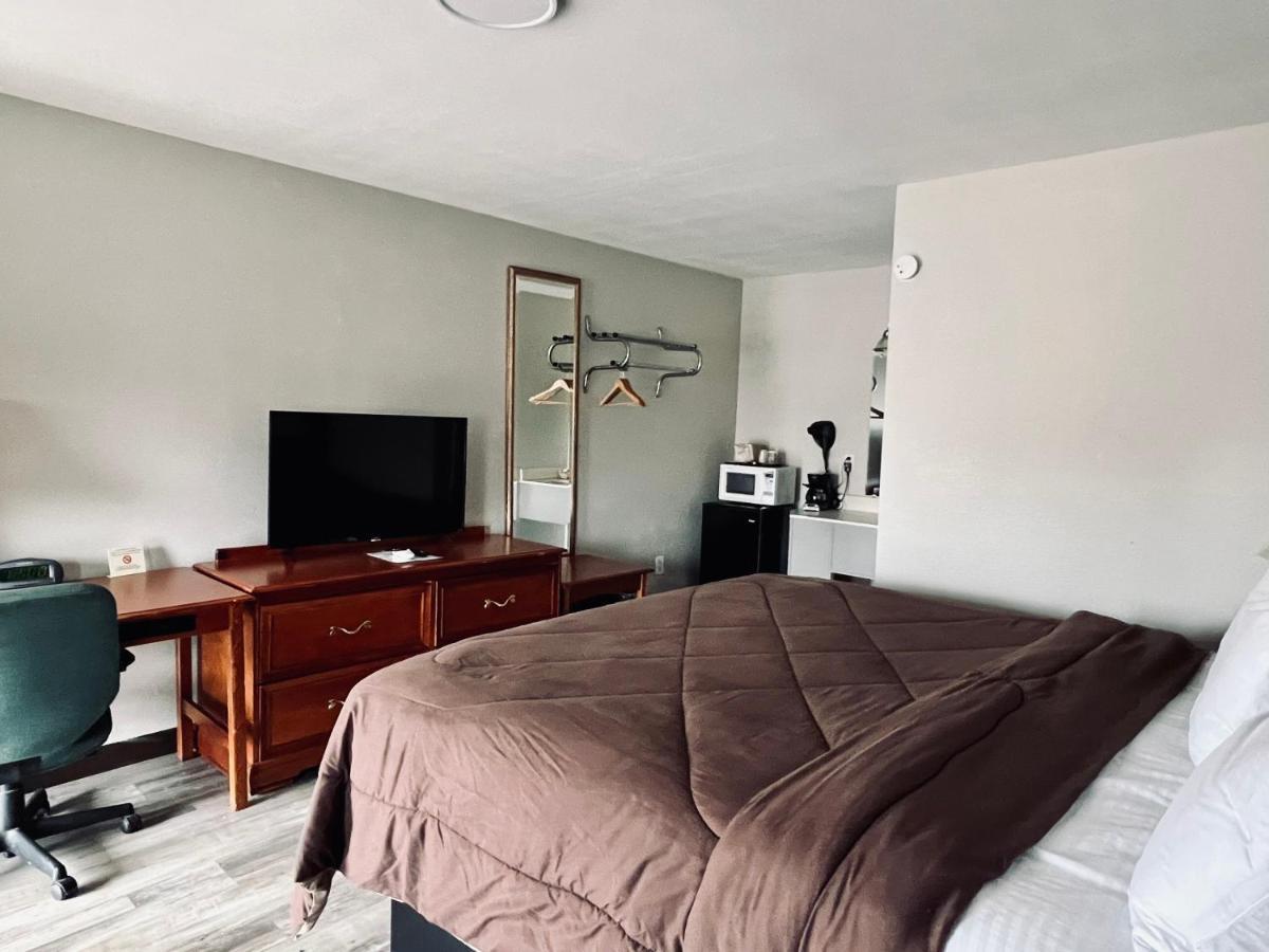Ozark Inn & Suites Eksteriør billede