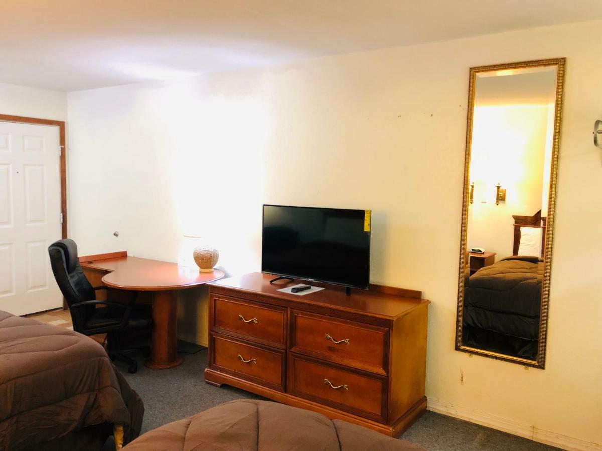 Ozark Inn & Suites Eksteriør billede